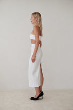 Görseli Galeri görüntüleyiciye yükleyin, Pier Skirt