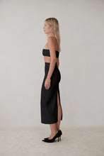 Görseli Galeri görüntüleyiciye yükleyin, Pier Skirt