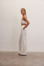 Görseli Galeri görüntüleyiciye yükleyin, Nyx Pants | High-Waisted Linen Trousers
