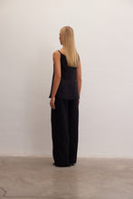 Görseli Galeri görüntüleyiciye yükleyin, Nova | Spaghetti Strap Linen Top
