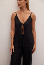 Görseli Galeri görüntüleyiciye yükleyin, Nova | Spaghetti Strap Linen Top