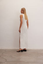 Görseli Galeri görüntüleyiciye yükleyin, Oasis | Sleeveless Maxi Linen Dress