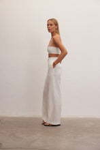 Görseli Galeri görüntüleyiciye yükleyin, Nyx Pants | High-Waisted Linen Trousers
