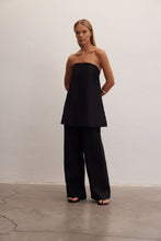 Load image into Gallery viewer, Essence | Linen Strapless Top
