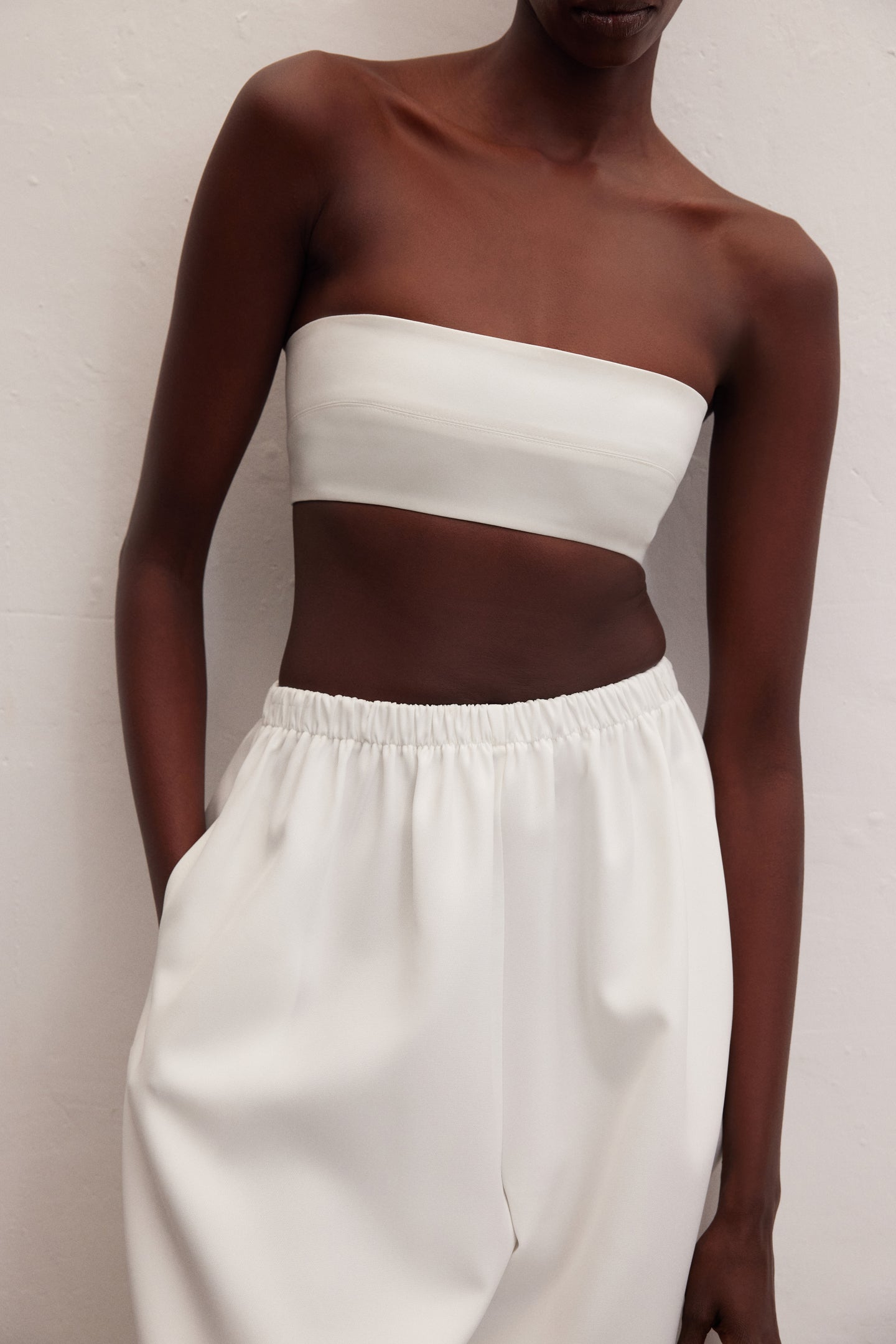 Vela | Strapless Crop Top