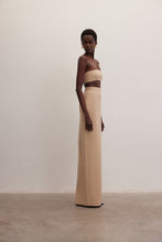 Görseli Galeri görüntüleyiciye yükleyin, Solara | High-Waisted Skirt

